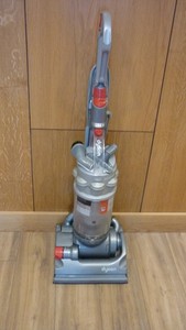 Dyson DC14 Blitz It, neuer Motor, , Bürstenleiste, Schlauch. 12m gtee (200)