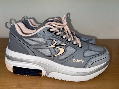 NEW Gdefy Gravity Defyer ION Gray/Peach * TB9022FGH * Women's Sz 10 Wide