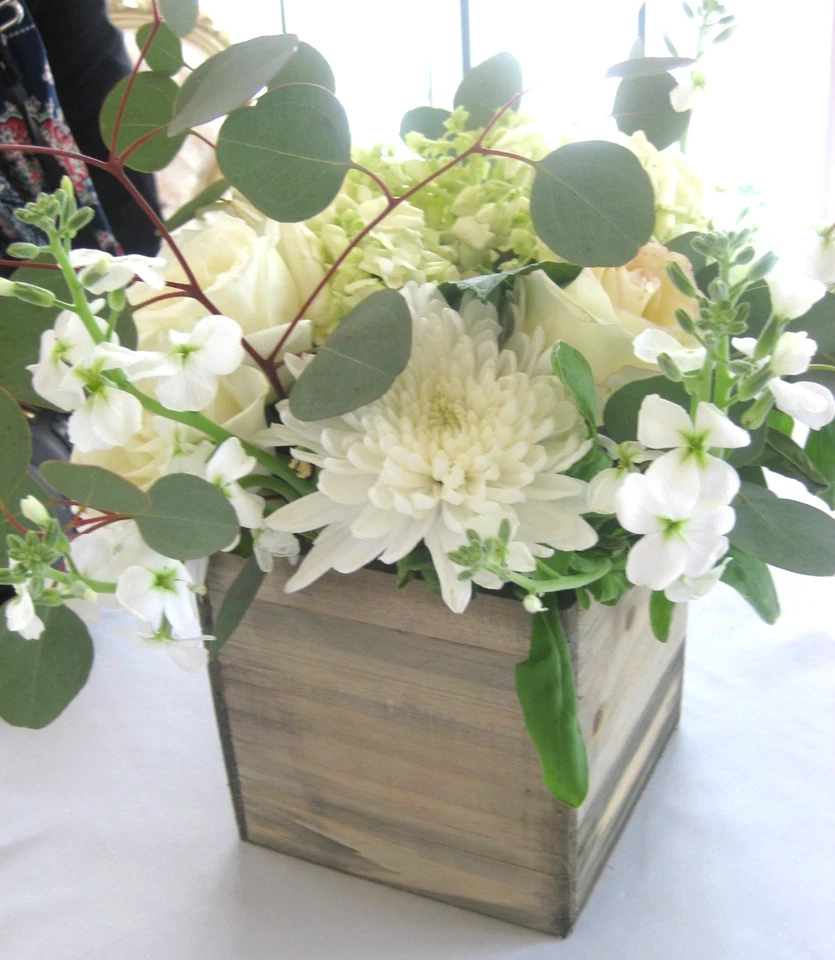 Jardinera cuadrada rústica de madera natural soportes centros de mesa boda fiesta Foto 3 de 4