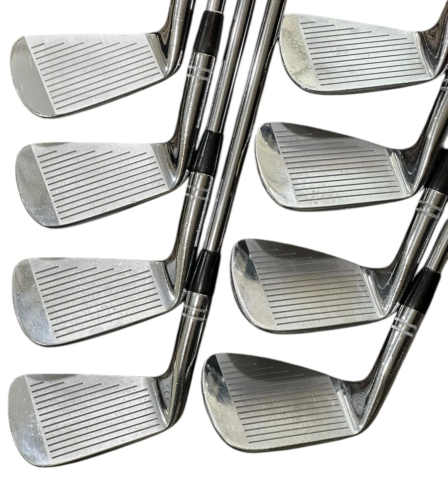 Juego de empuñaduras envolventes Founders Club Iron 3-PW Dynamic Gold S300 S Flex Shacks GP Tour Foto 2 de 4