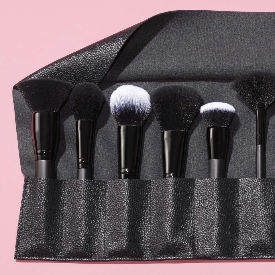 e l f Ultimate Makeup Brush Set & Travel Roll set di 17 pennelli per ombretto - Immagine 4 di 4