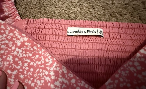 Abercrombie Fitch Women’s XL Top Pink Floral Puffed Sleeves Cropped - Picture 4 of 6