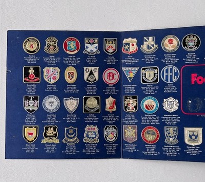 Vintage Esso Sammlung Fußball Vereinsabzeichen 1971-72