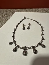 Premier Designs? Necklace & Earrings Silver Tone Matching Dangle Jewelry