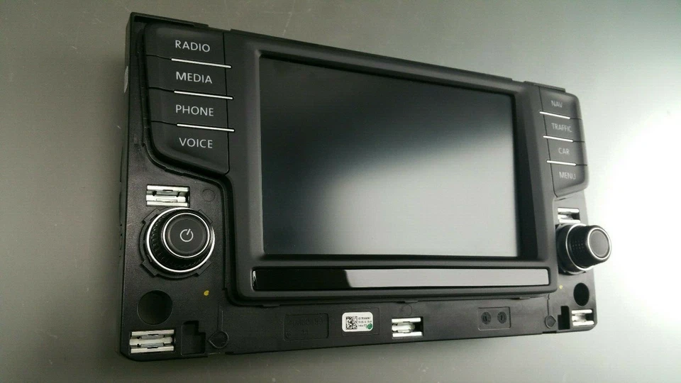 Original VW Passat B8 Control Panel Touch Screen Display 6,5 Inch - Image 2 of 4