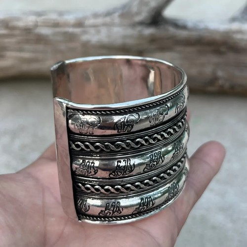 Brazalete Brazalete Artesanal Diseño Vintage Hippie Gitano - Imagen 10 de 14