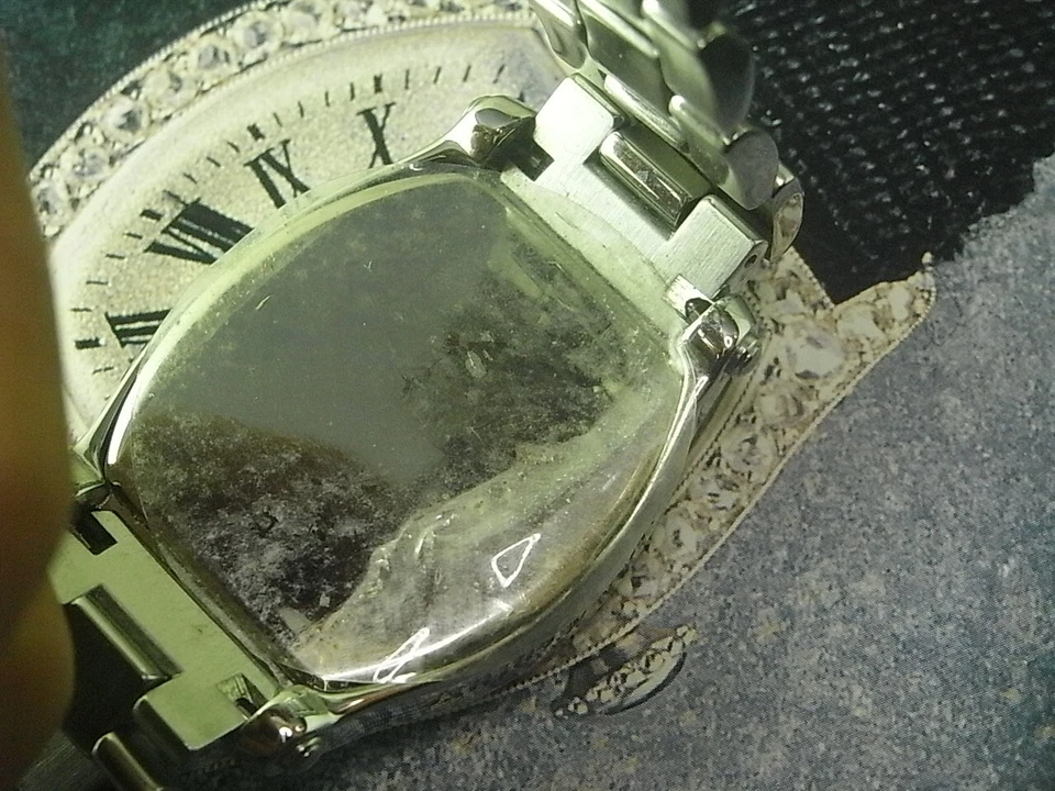 RELOJ DEMO MNOS 31MM JUICY COUTURE SALESMAN MUESTRA (sin movimiento) Foto 4 de 4