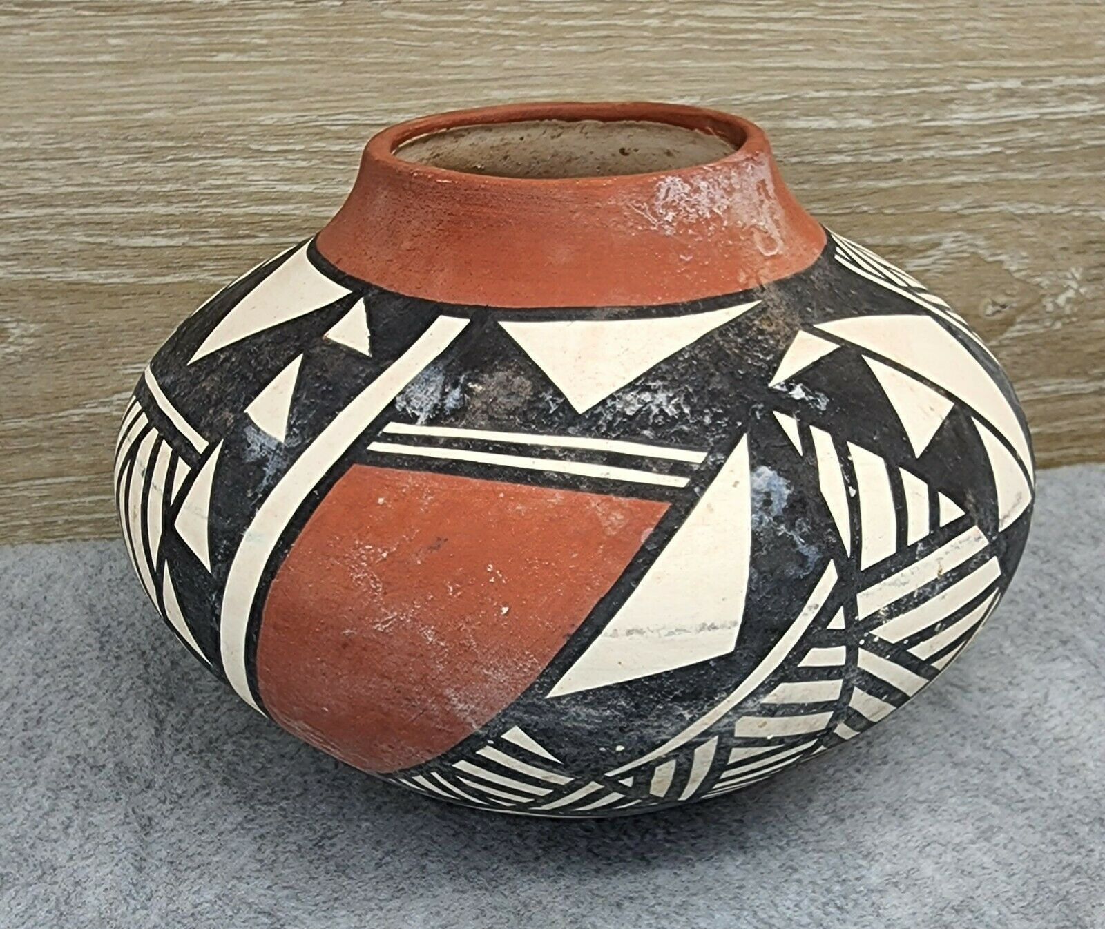 Foto 1 di 8