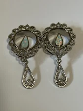 PAIR Gold Mother of Pearl Filigree Dangle Internally Threaded Tunnels Plugs 5/8”