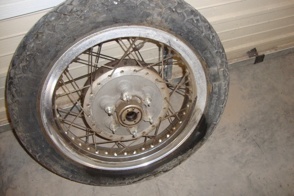 Задний обод колеса шина 1975 Honda Goldwing GL1000 GL 1000 GL1 120/90-17 17 дюймов сзади - Изображение 3 из 4