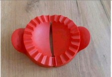 Neuwertige Tupperware Teigfalle , Farbe Rot