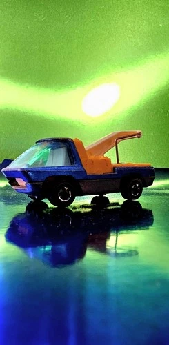 Hot Wheels Redline Heavyweight Tow Truck 1969 Hong Kong Blue W/ White Int. Nice.