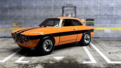 CUSTOM Alfa Romeo Giulia Sprint GTA     Chrome Real Riders     2025 Hot Wheels