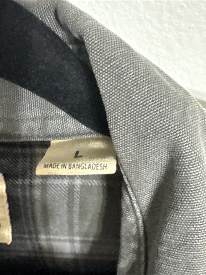 Franela Red Head forrada con botones talla grande Foto 4 de 4