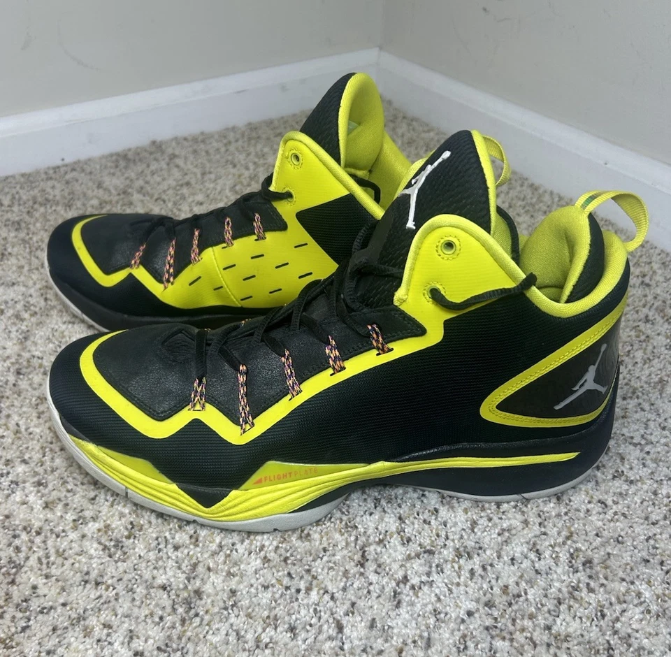 Nike Air Jordan Super.Fly 2 PO Negro/Blanco/Amarillo Vibrante 645058 070 Talla 11.5 Foto 2 de 4