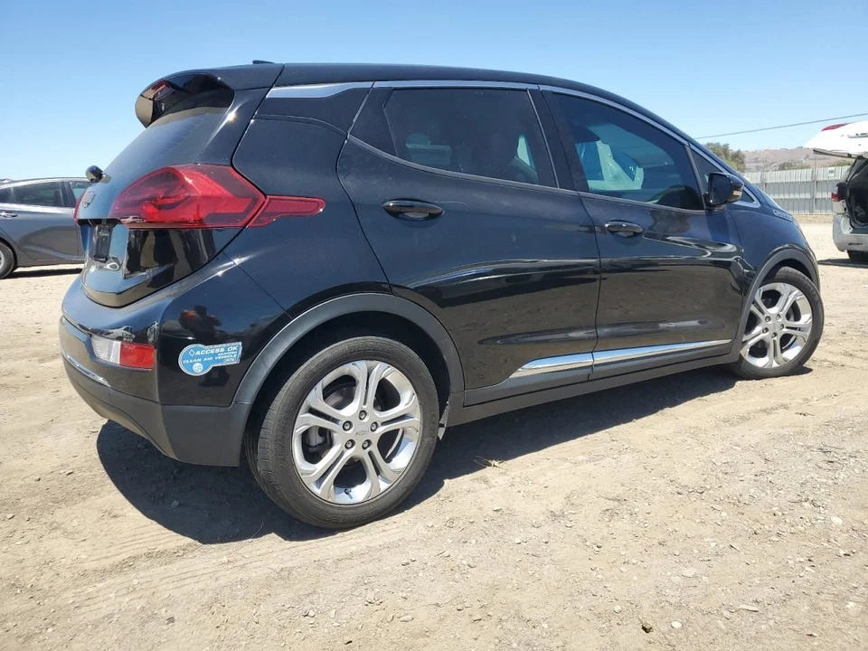 BLK REAR BUMPER ASSEMBLY 2017-2021 CHEVROLET BOLT Foto 3 de 4