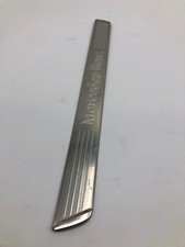 MERCEDES-BENZ GLB X247 Schwellerinnenverkleidung vorne links 33478823