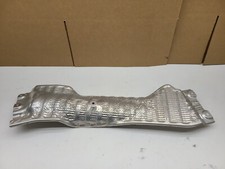 Sistema de escape trasero Honda Odyssey 2018-2021 protector deflector térmico OEM 74606THR