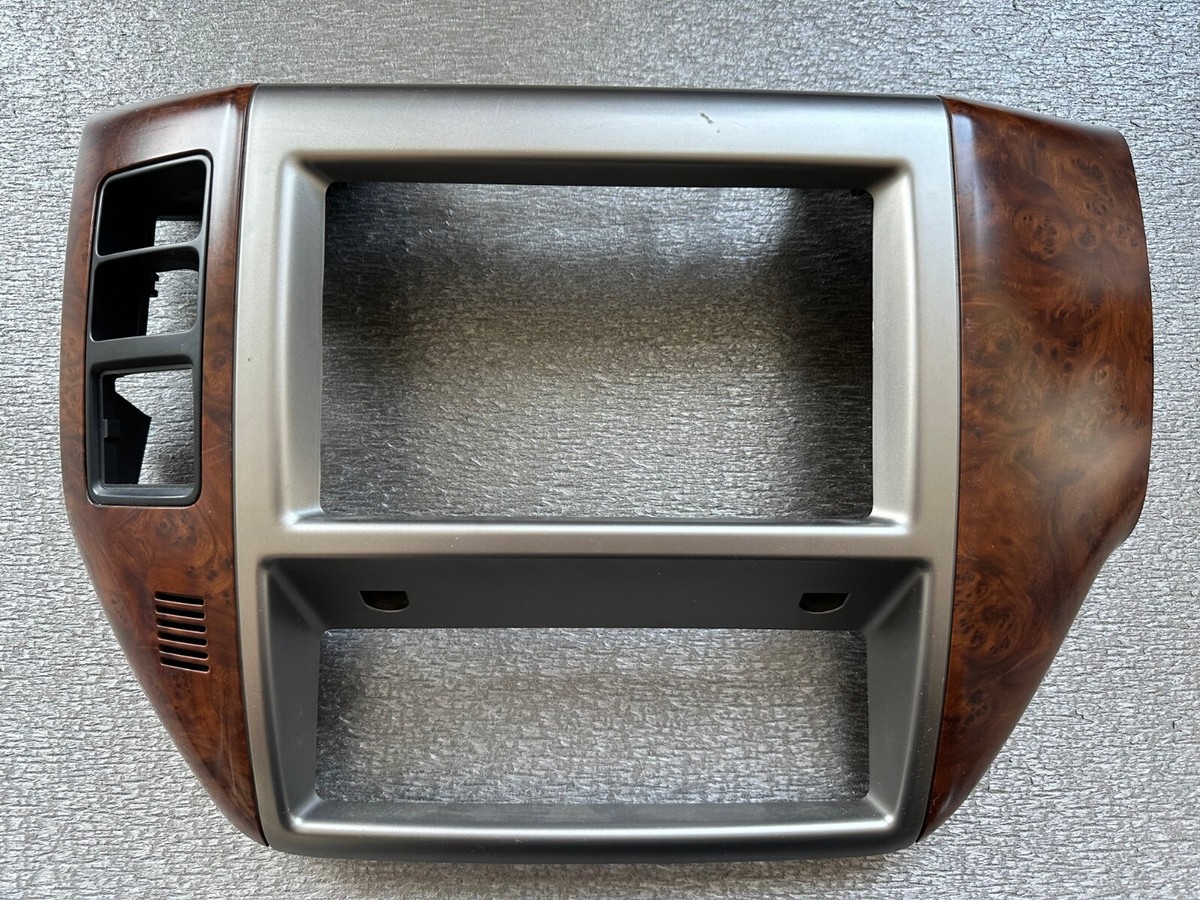 Genuine Nissan Patrol Y61 GU4 2004 ZD30 Dashboard center trim
