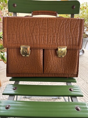 Alte DDR Tasche Tourist Arbeitstasche Leder - Main Image