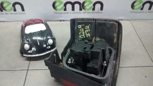 Piloto Trasero Izquierdo para VOLKSWAGEN PASSAT BERLINA (312) Arriva 19 238950 - Imagen 2 de 3