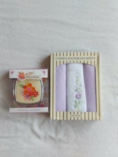 Damen 100% Baumwolle Taschent&uuml;cher UND Blumen Kompakt Spiegel.. Neu