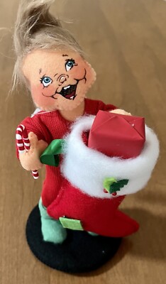 Annalee Christmas Morning Kid Elf with Stocking Candy Cane & Gift 6'' 