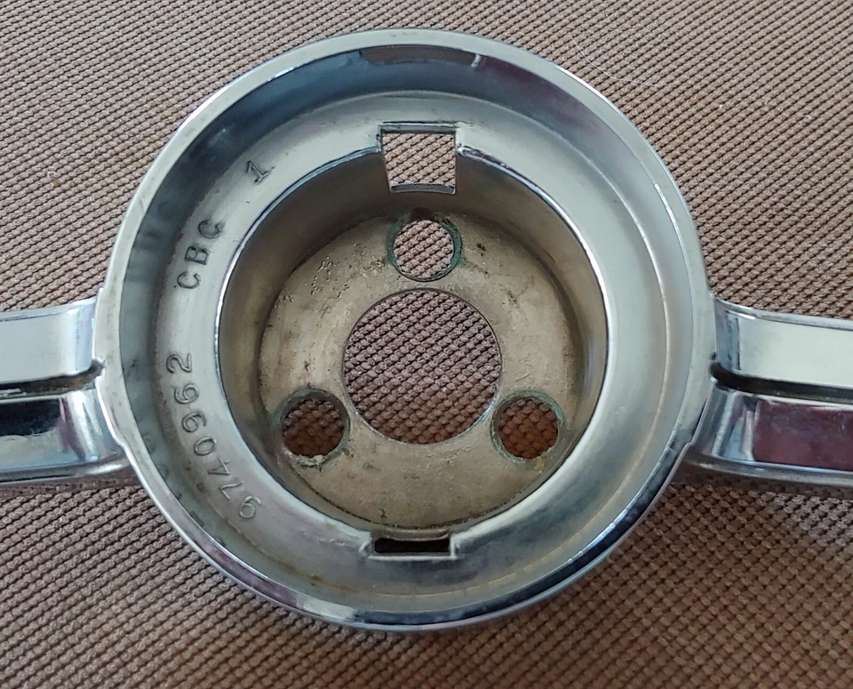 Anillo volante original Chevrolet Chevelle El Camino 1964-65 # 9740962 Foto 4 de 4