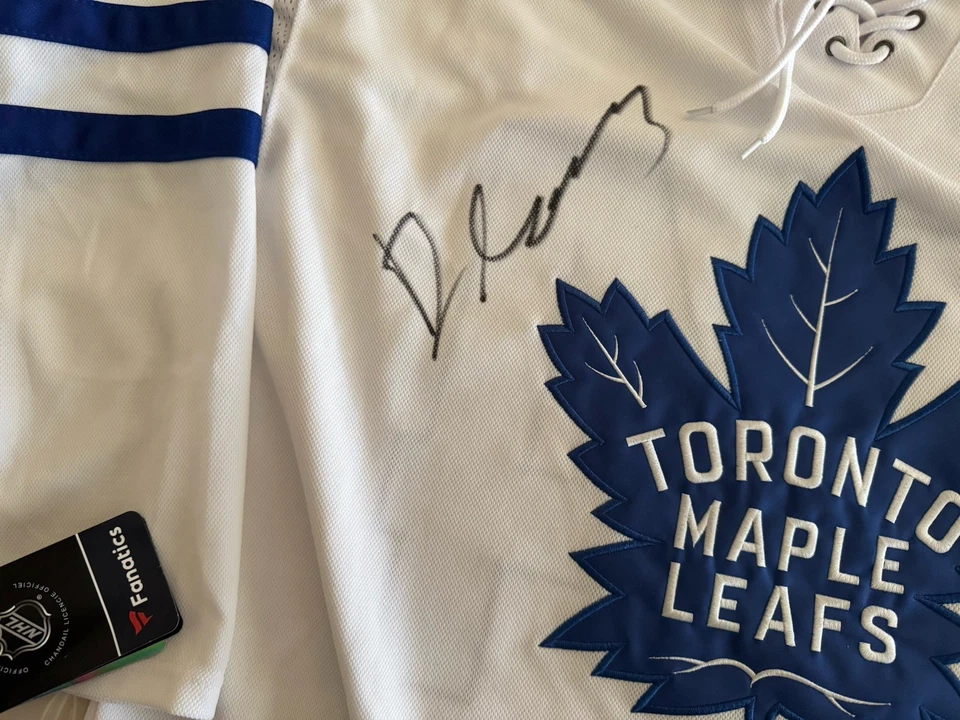 Daniel Caesar Signed Autographed Matthews Toronto Maple Leafs Jersey PSA/DNA COA - Image 2 of 4
