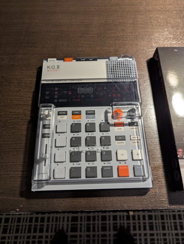 Teenage Engineering EP-133 K.O. Compositor II 64 MB con Decksaver Foto 2 de 4