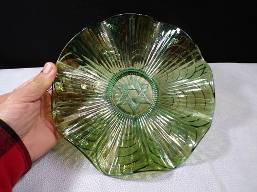 Vintage Imperial Green Carnival Glass Star of David Bowl 9" Wide