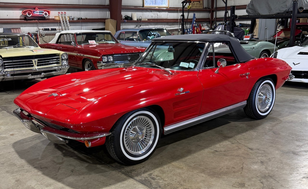 1964 Red Chevrolet Corvette   | C2 Corvette Photo 2