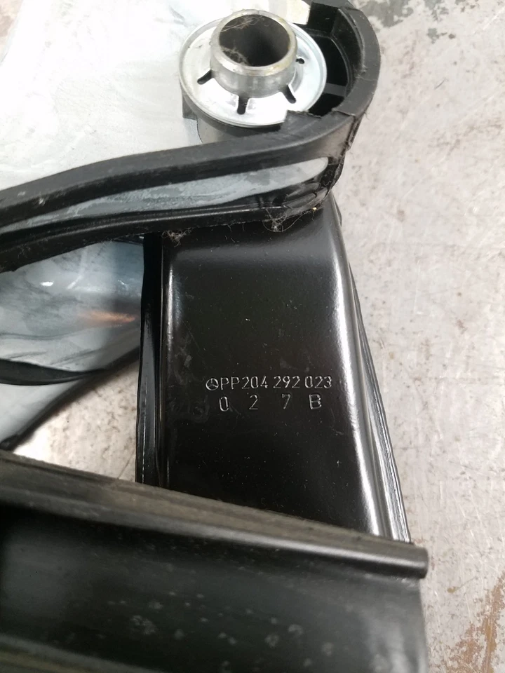 Mercedes Benz AMG C 63 2012 pedal de freno #0967 G4 Foto 3 de 4