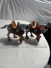 2 Masters of the Universe Stridor Heroic Armored War Horse Incomplete