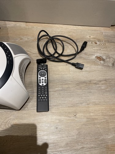 Optoma MovieTime DV10 portable all-in-one DVD player and projector 1000 lumen - Picture 6 of 7