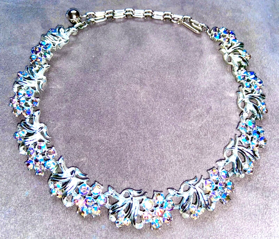 COLLAR KIRK’S FOLLY FANTASÍA FLORAL PERIWINKLE AZUL AB CRISTAL DE SWAROVSKI EN MUY BUENA CONDICIÓN+✨VTG Foto 2 de 4