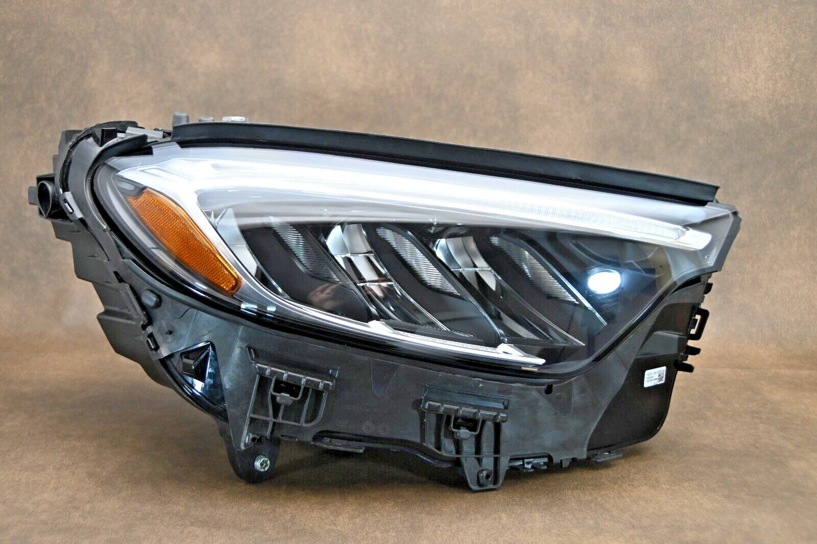 2024 MERCEDES GLC CLASS X254 RIGHT RH HEADLIGHT REFLECTOR LED OEM CHIPPED CORNER