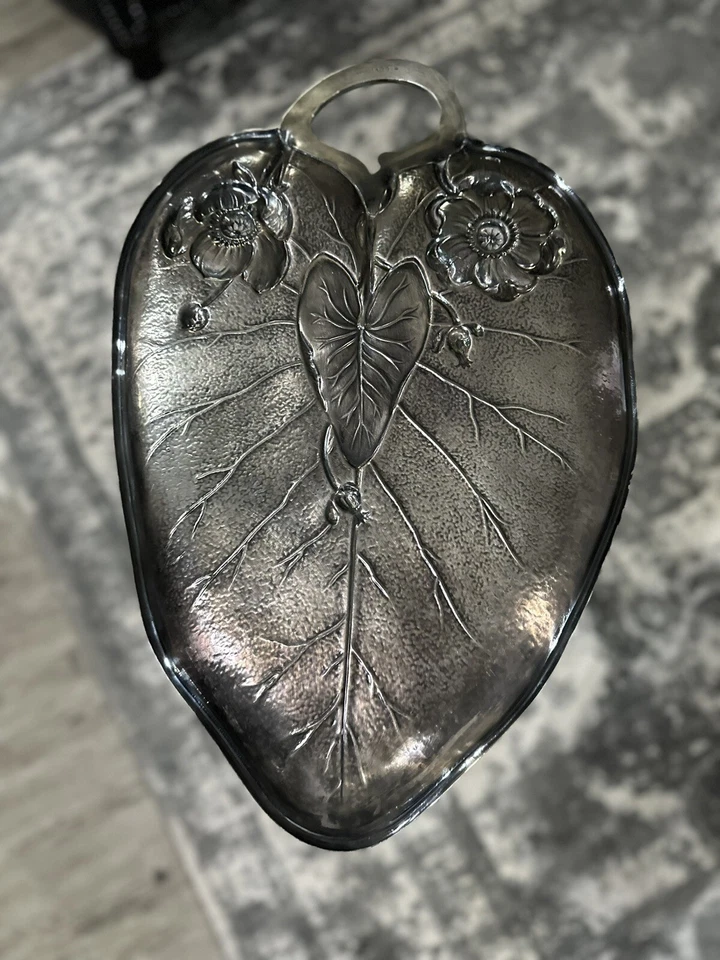 古董 Reed & Barton 1400 新艺术风格装饰百合垫叶 20 英寸充电器托盘 — 第 2/3 张图片