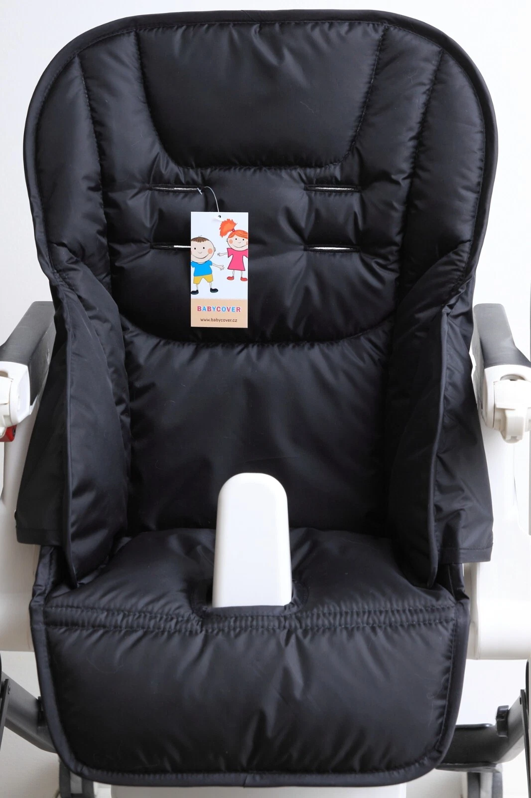 Joovy FooDoo high chair cover.
Opens in a new window or tab