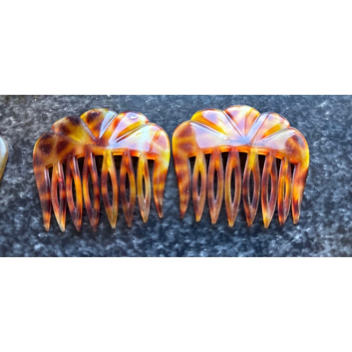 Vtg Lot of 9 1960\'s Hair Side Combs Multi Colored Teeth Pick Women\'s Shell Wavy Vtg Lot of 9 1960 main image 4