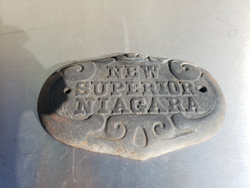 Antique cast iron "New Superior Niagara" cover for oven ?