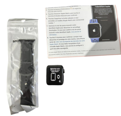 Apple Watch Series 3 38mm + schwarzes Sportarmband / ohne Ladegerät  
