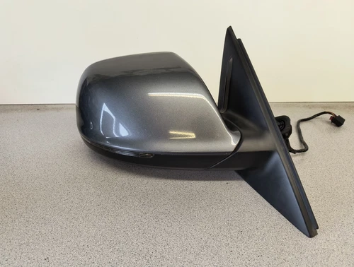 2009-2015 Audi Q5 Door Mirror Right RH 857410E01C Gray LX7R W/ Lighting Package