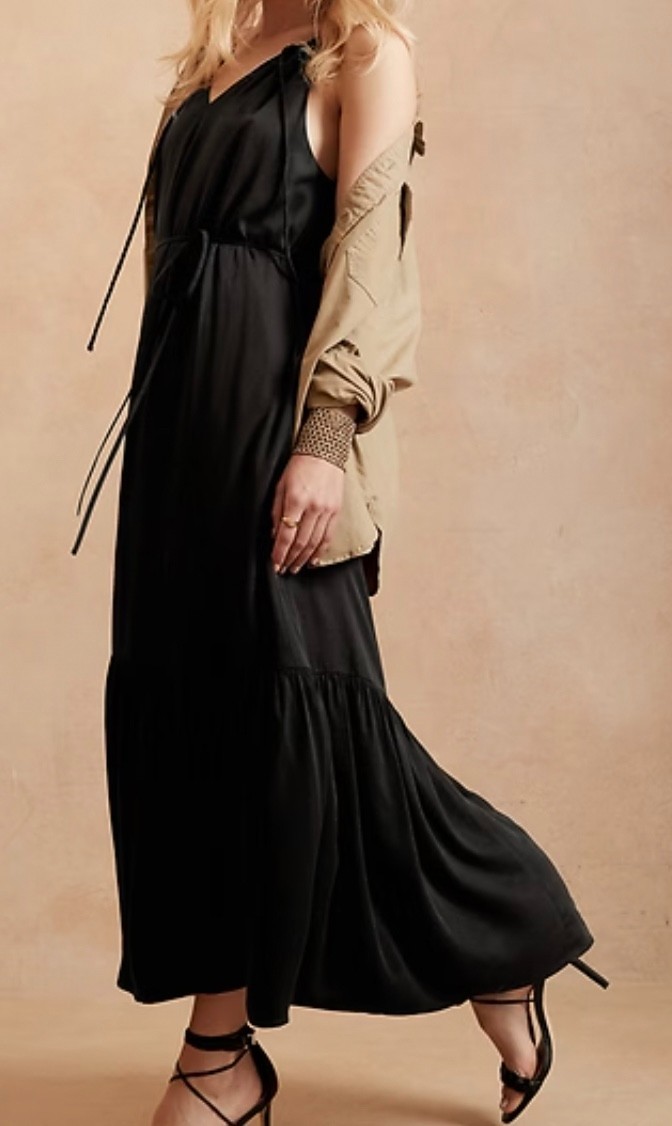 Banana Republic Black Lined Strappy Halter Tiered Maxi Dress SZ M