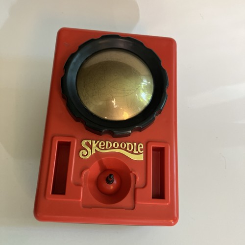 Vintage Skedoodle Etch A Sketch Classic Toy Hasbro 1979