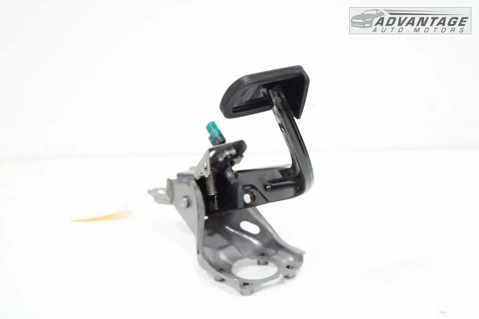 2020-2023 HYUNDAI SONATA FRONT FLOOR BRAKE FOOT STOP PEDAL & SENSOR OEM - Image 3 of 4