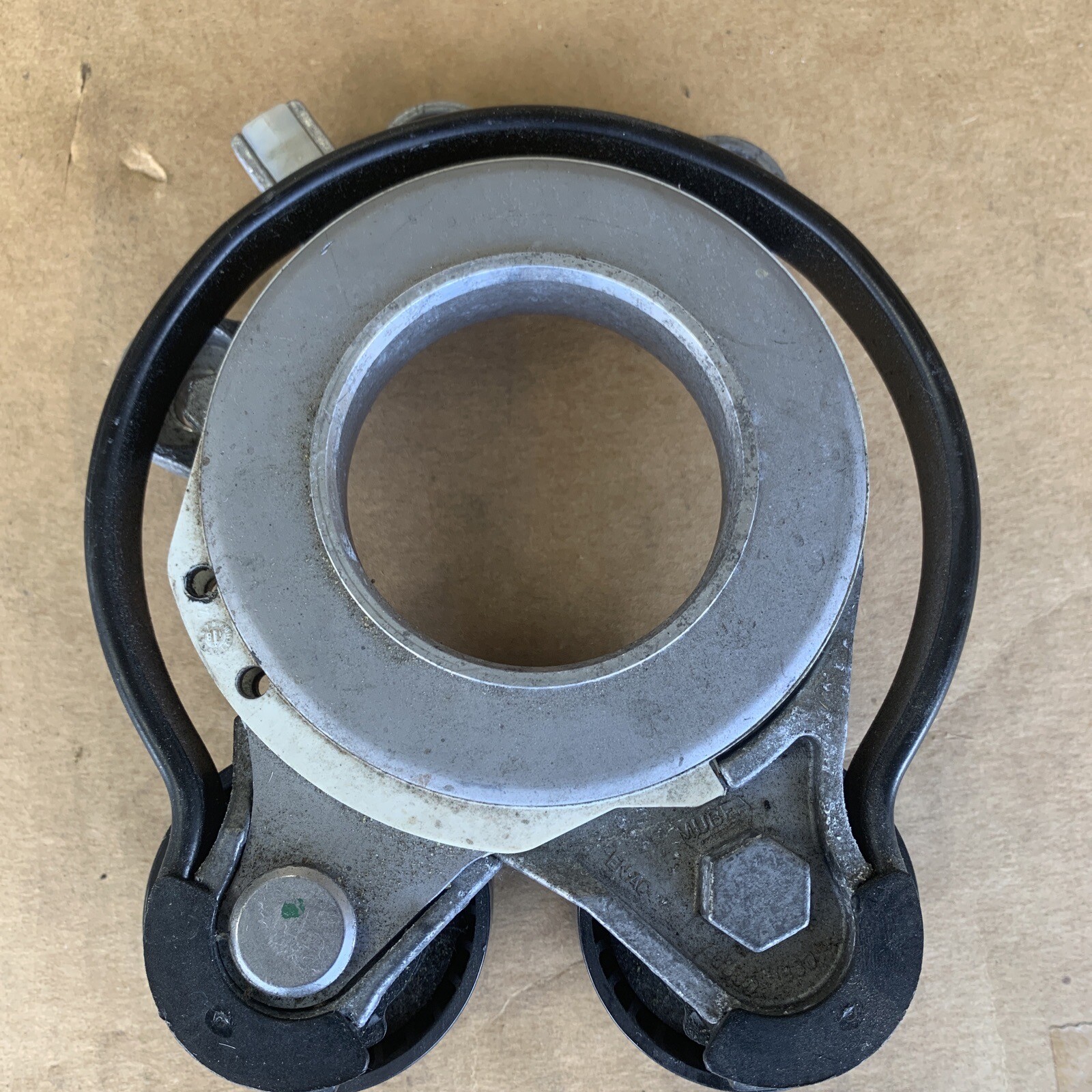 14-20 BMW I8 2015 Engine Motor Belt Tensioner.
