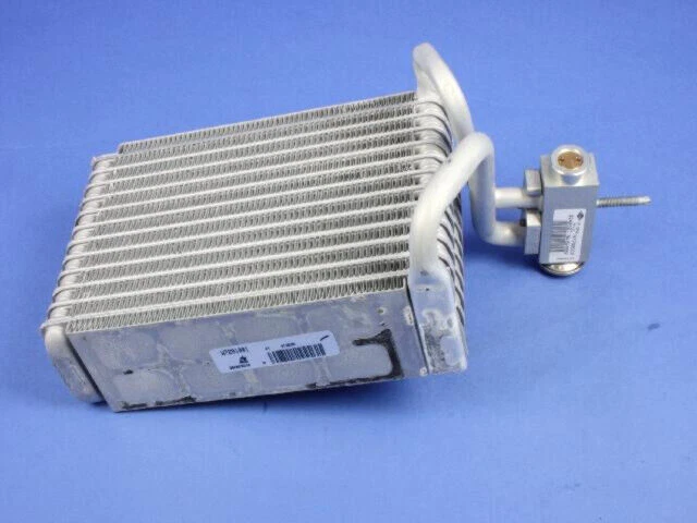 Genuine Mopar 2006-2007 Dodge Caravan Air Conditioning Evaporator 5183207AD - Image 2 of 3