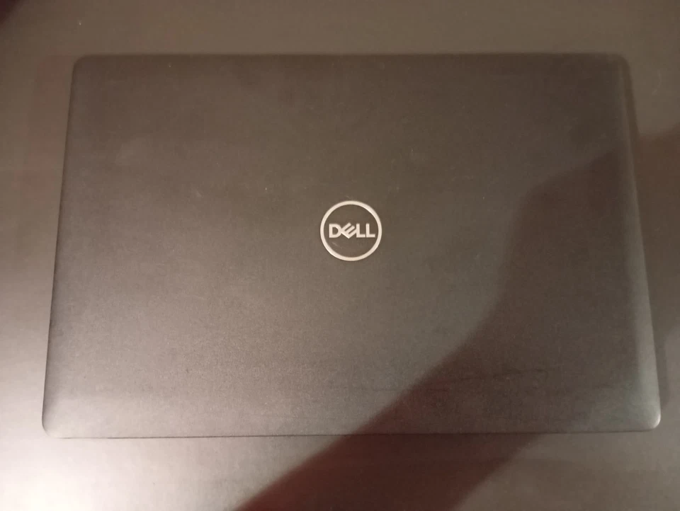 Dell Latitude 3580 · i5-7200U · 16GB · 250GB, foto 2 di 5