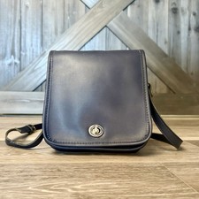 Vintage Coach Stewardess Pocket Bag Turnlock 9875 Navy Blue Leather 90s Pre-1994